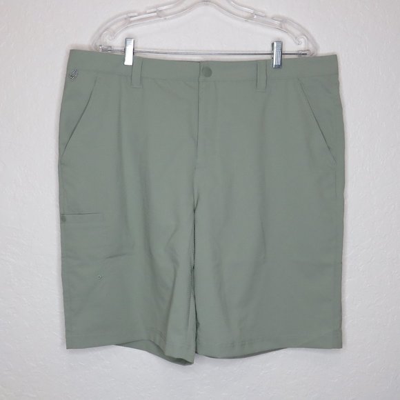 Columbia* Men's 1.5" Belt Loop Multipocketed Snap Closure Flat Front Shorts~ 38W - Picture 1 of 12